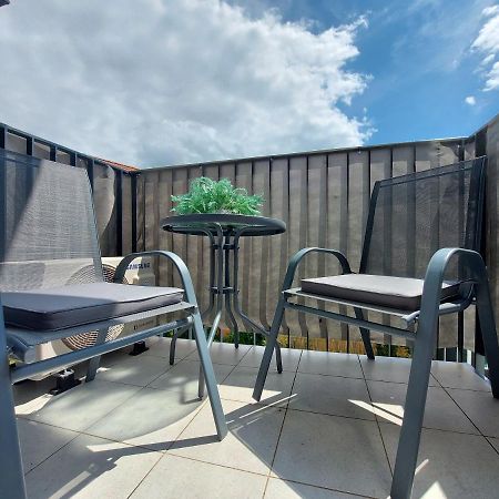 Apartament Nad Zalewem Dziwnówek Esterno foto