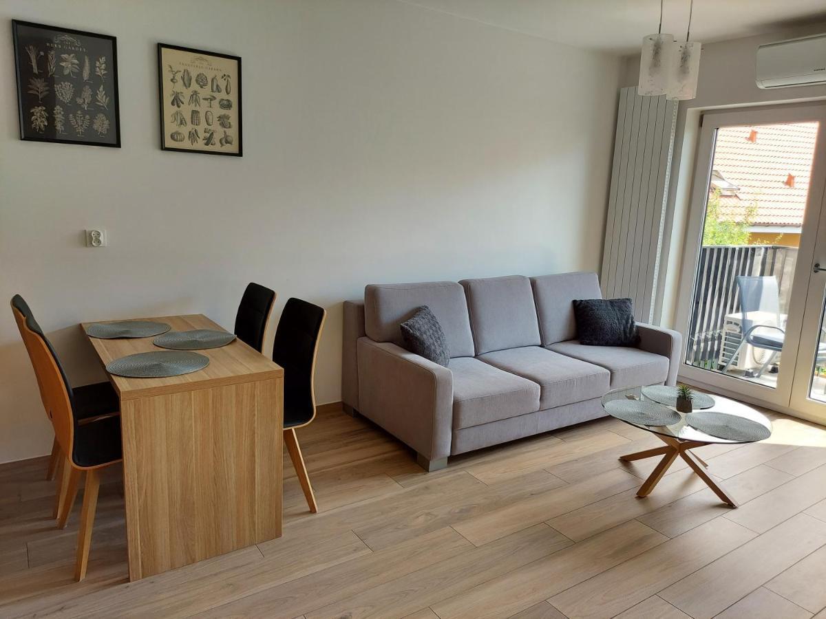 Apartament Nad Zalewem Dziwnówek Esterno foto