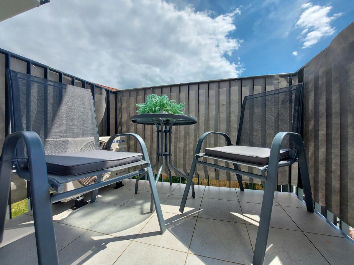 Apartament Nad Zalewem Dziwnówek Esterno foto